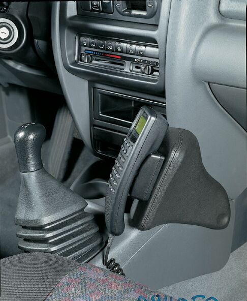 Kuda Console 084055 geschikt voor Mazda 323 van bouwjaar 1994 tot 1998