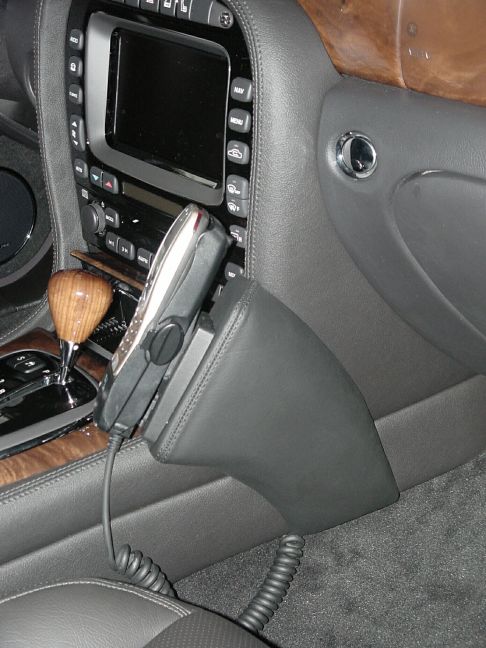 Kuda Console 097139 geschikt voor Jaguar XJ van bouwjaar 2003 tot 2009