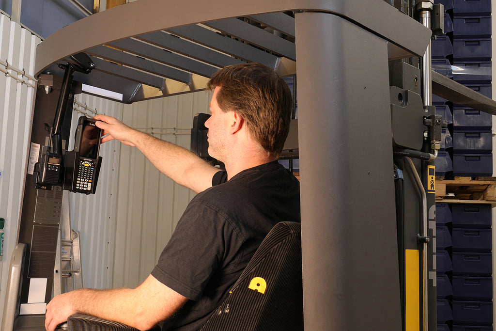 Brodit Verstelbare Houder 215677 — Pedestal Mount for forklift