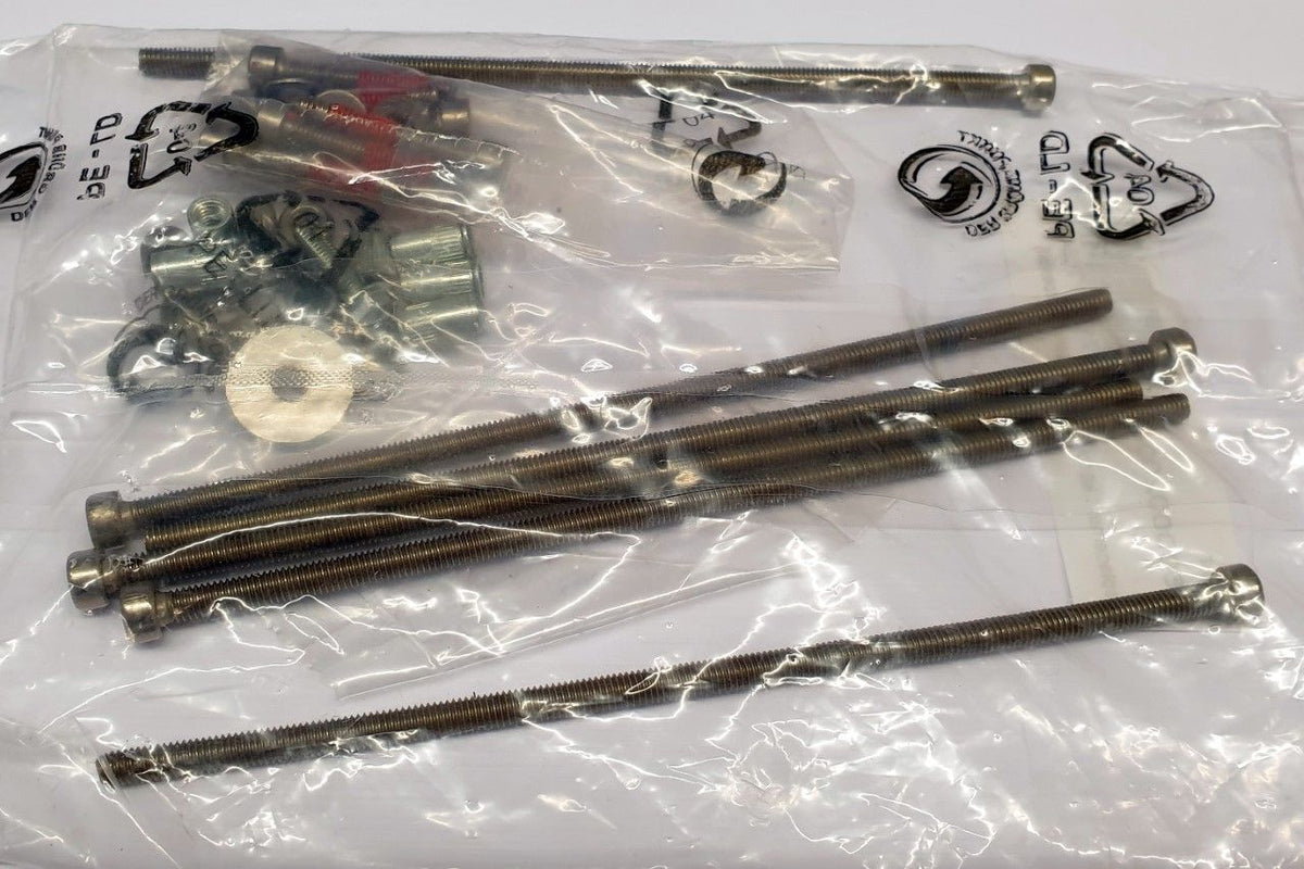 replacement kit tbv Saturn sloten (schroeven)