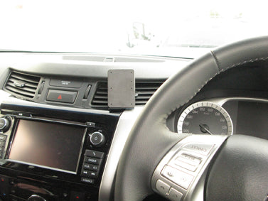 Brodit ProClip 655196 voor Nissan Navara