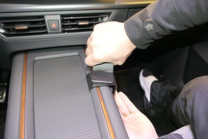 Brodit ProClip 835734 voor Cupra Born