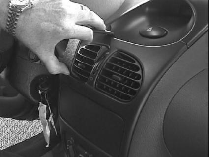Brodit ProClip 852673 voor Peugeot 206