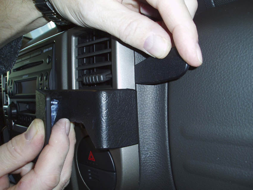 Brodit ProClip 853368 voor Nissan X-Trail