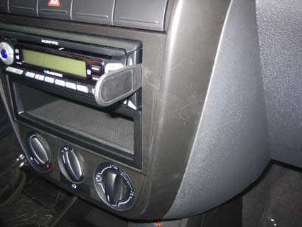 Brodit ProClip 853621 voor Volkswagen Fox