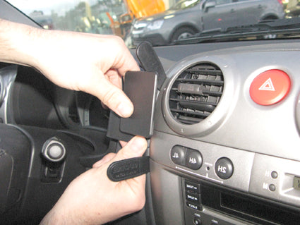Brodit ProClip 854473 voor Isuzu Rodeo