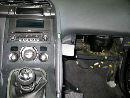 Proclip Peugeot 3008 09-16 Angled mount