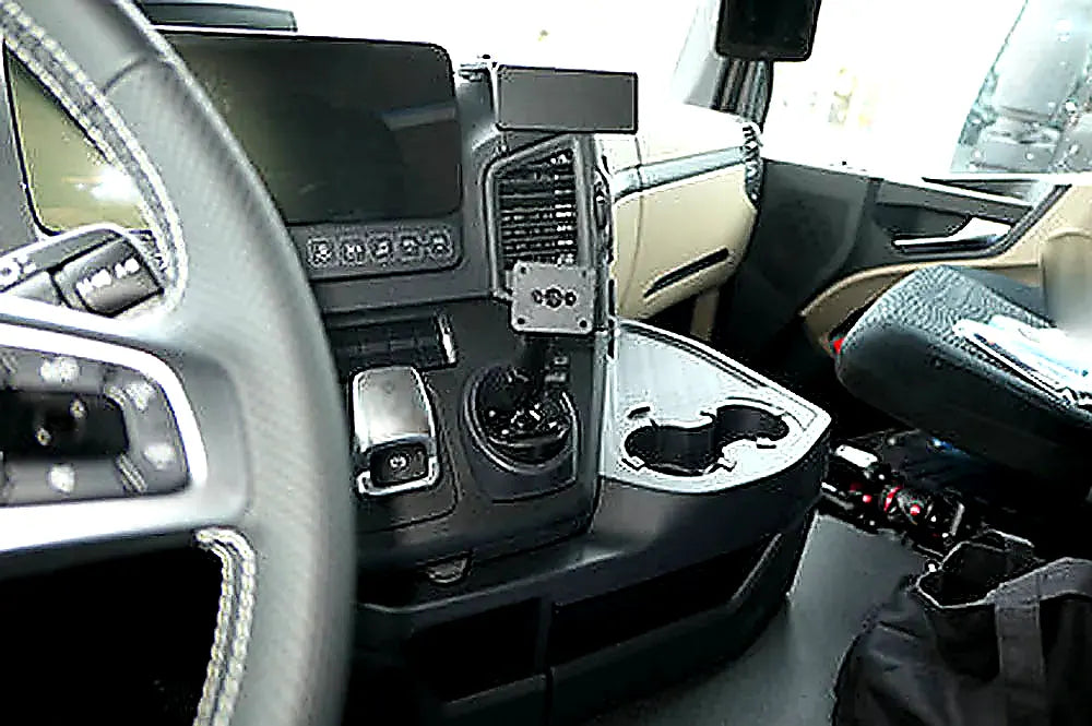 Brodit ProClip 213559 voor Mercedes Benz Arocs