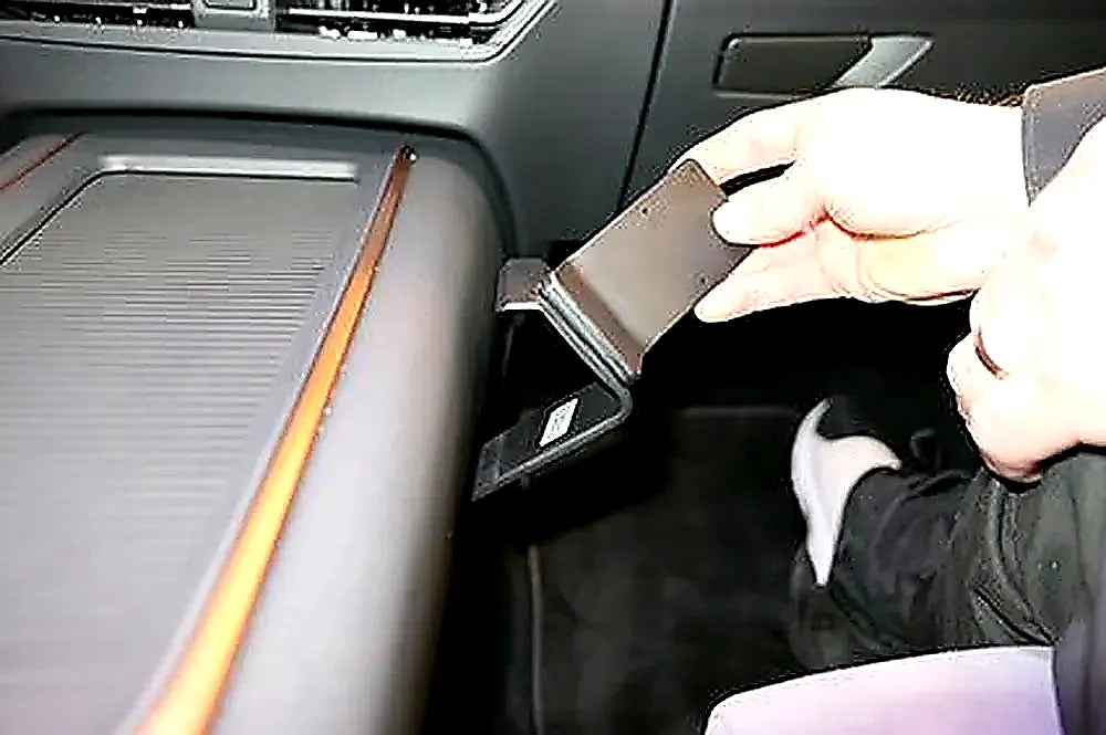 Brodit ProClip 835734 voor Cupra Born
