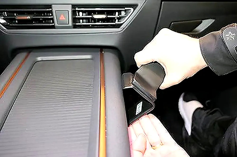 Brodit ProClip 835734 voor Cupra Born