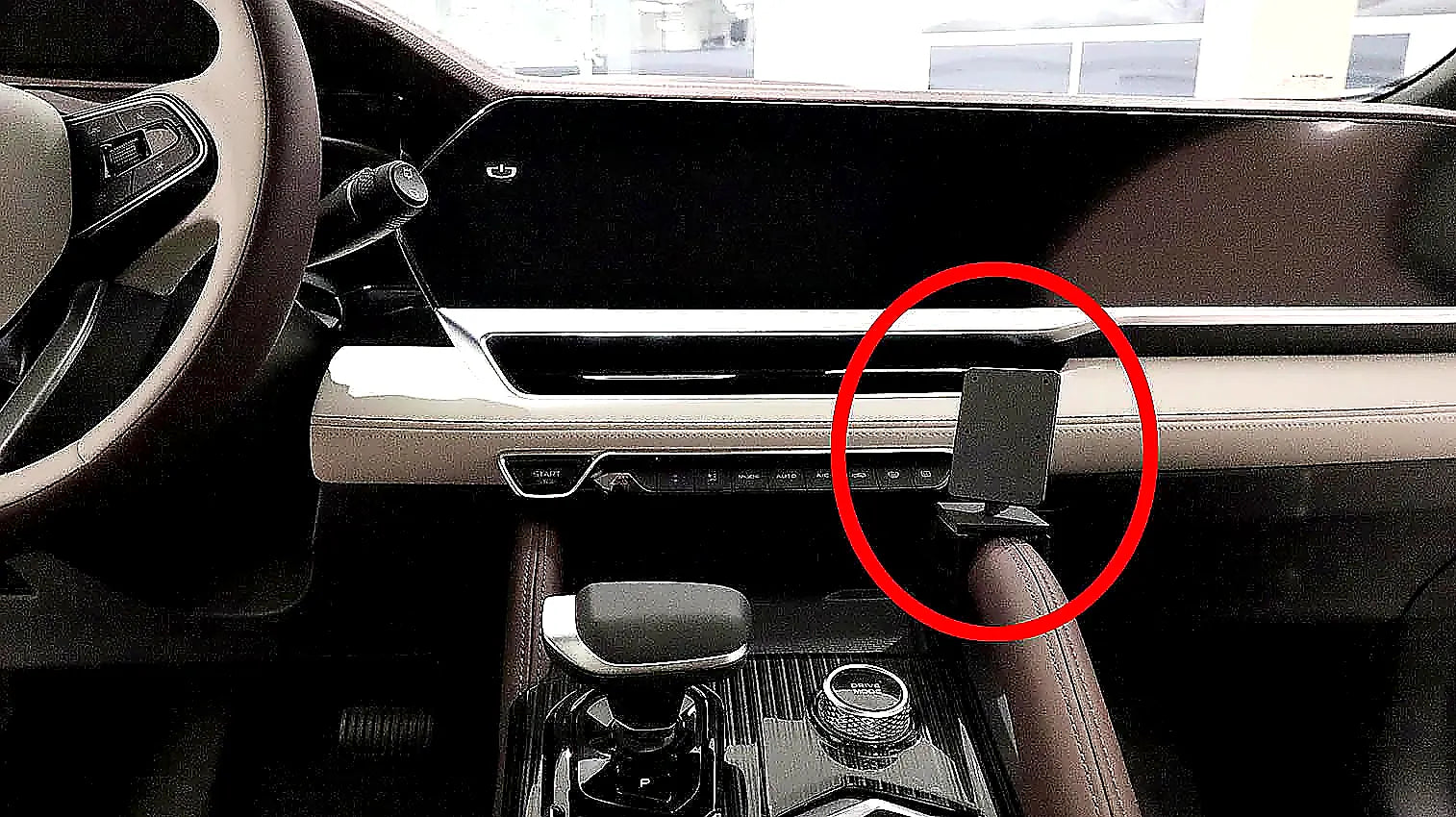 Brodit ProClip 836062 voor Geely Monjaro