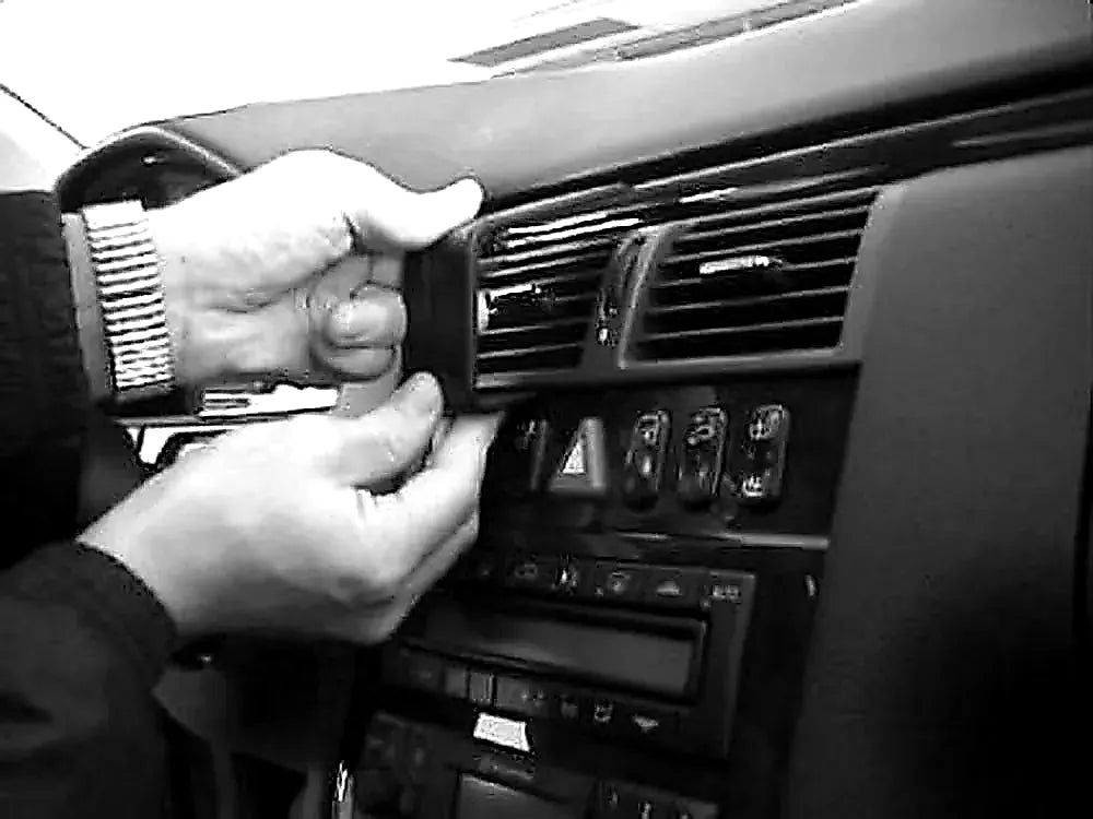 Brodit ProClip 852198 voor Mercedes Benz E-Class, Stationwagon