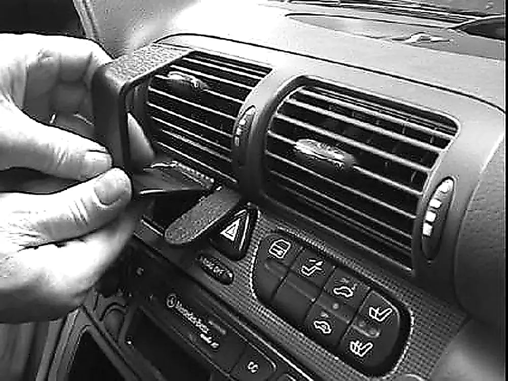 Brodit ProClip 852824 voor Mercedes Benz C-Class (180-320)