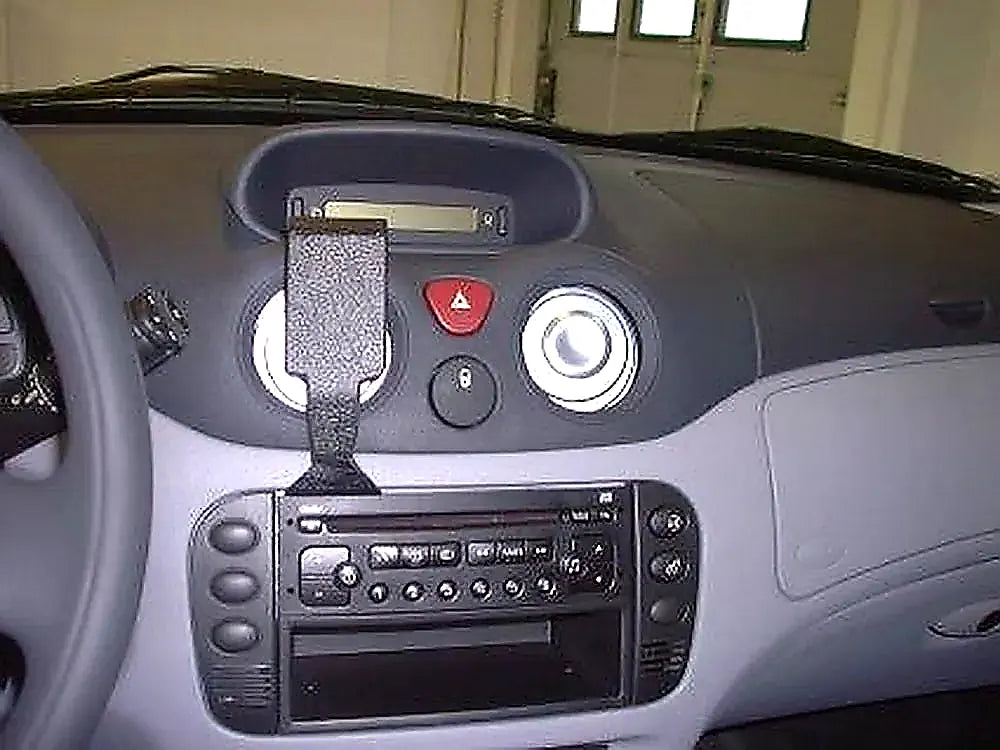 Brodit ProClip 853044 voor Citroen Pluriel