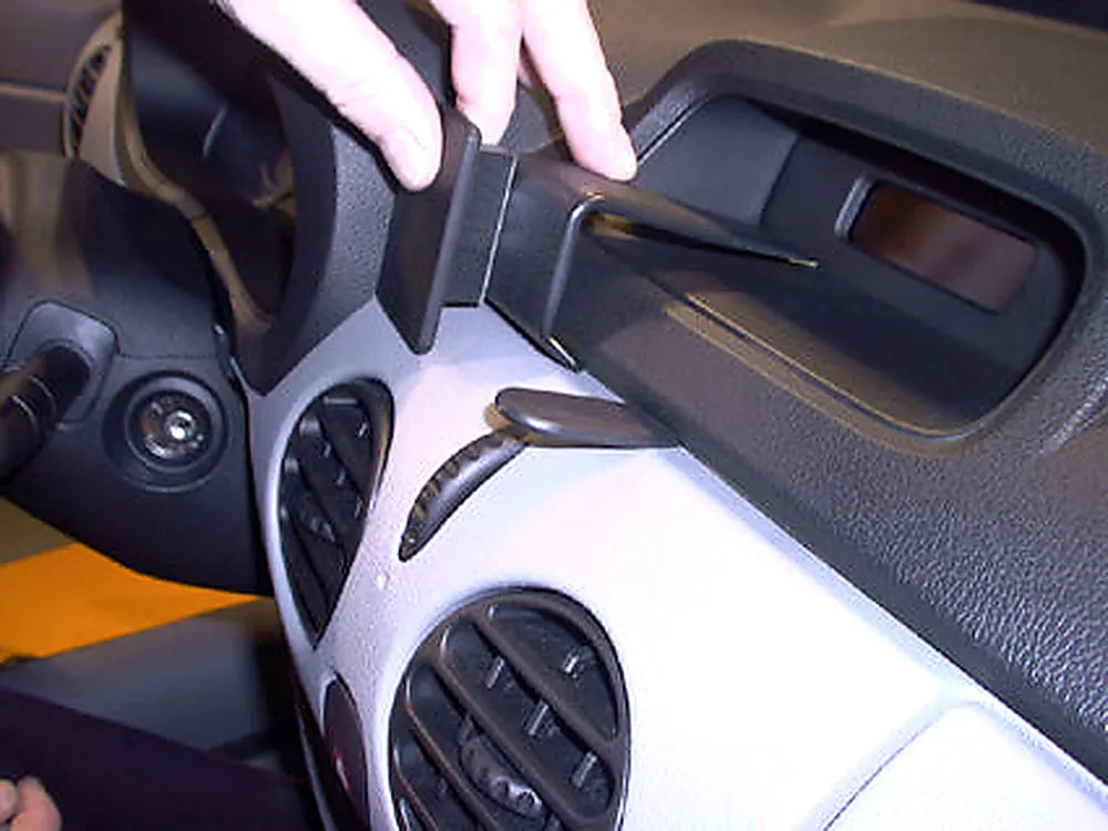Brodit ProClip 853215 voor Nissan Kubistar