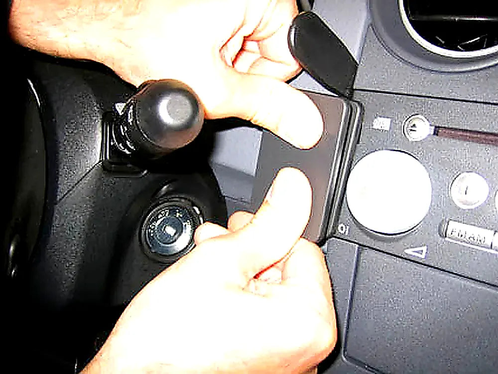 Brodit ProClip 853529 voor Mitsubishi Colt