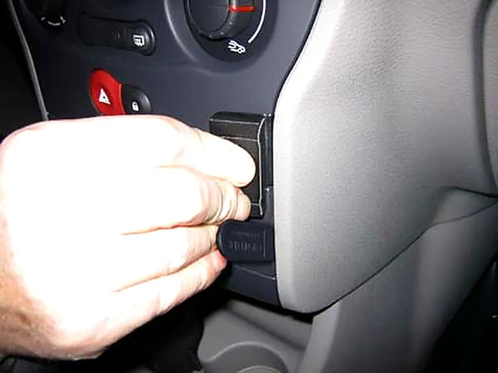 Brodit ProClip 853575 voor Renault Modus