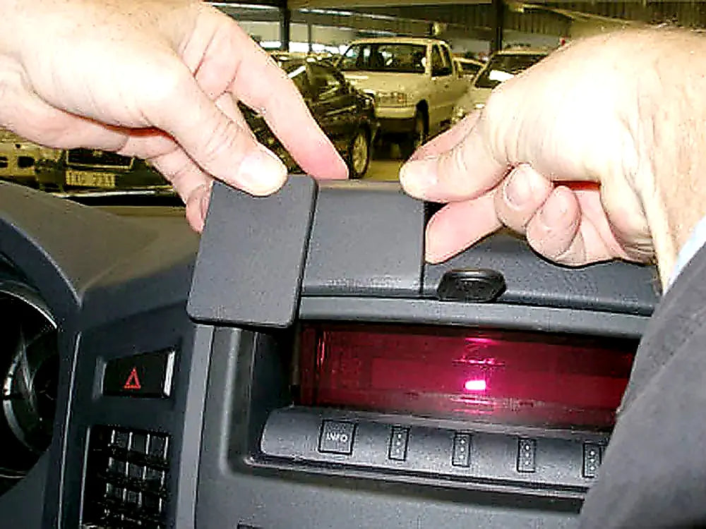 Brodit ProClip 853981 voor Mitsubishi Pajero