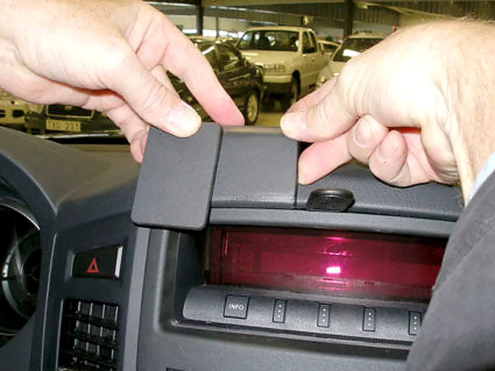 Brodit ProClip 853981 voor Mitsubishi Pajero