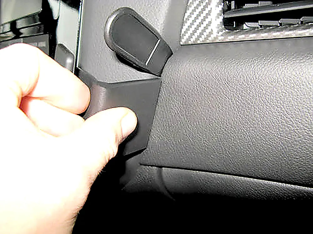 Brodit ProClip 854817 voor Mitsubishi Outlander