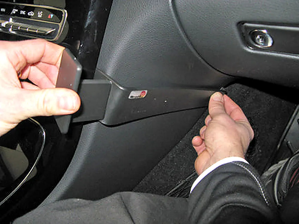 Brodit ProClip 854996 voor Mercedes Benz C-Class (180-320)