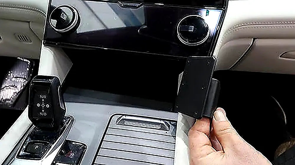 Brodit ProClip 856080 voor Lynk & Co 09